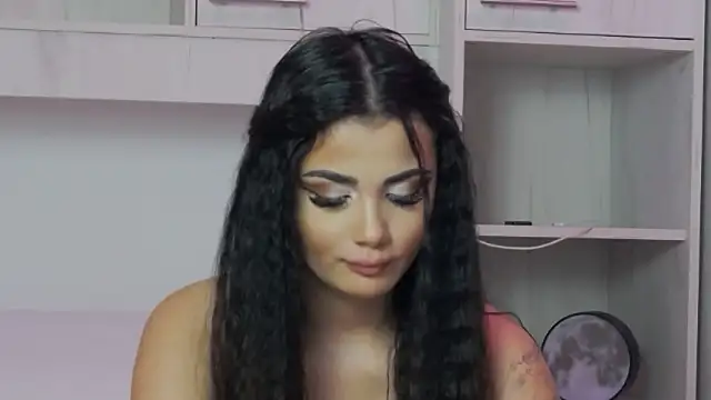 Snapshot of MayaMadison chatting on 02/03/26, 09:31 MayaMadison online show from 02/03/26, 09:31