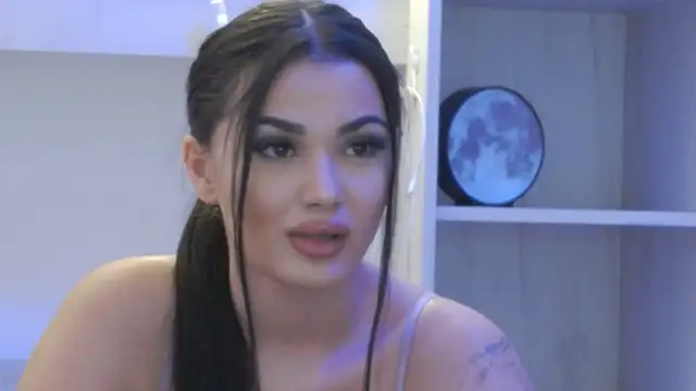 Snapshot of MayaMadison chatting on 02/17/26, 06:47 MayaMadison online show from 02/17/26, 06:47