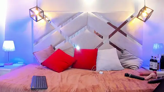 karlaa megan online show from 04/09/26, 11:48