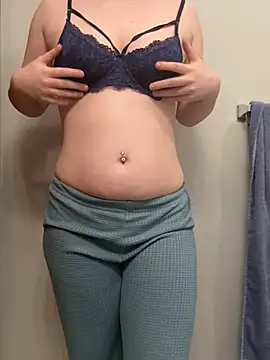 sweetandspicy2026 online show from 03/04/26, 12:44