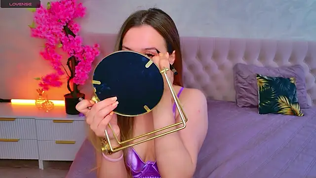 JasminUqueen online show from 06/01/26, 02:02