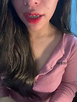 Snapshot of QuynhAnh_2k1 chatting on 02/26/26, 08:46 QuynhAnh 2k1 online show from 02/26/26, 08:46