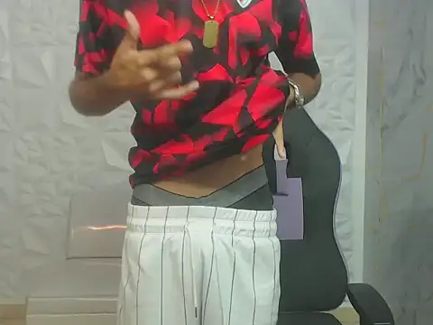 Snapshot of chacorta_ chatting on 02/14/26, 01:08 chacorta online show from 02/14/26, 01:08