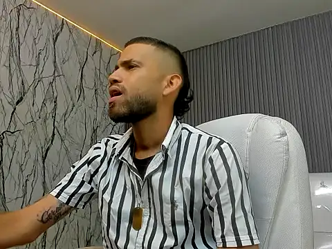 Snapshot of chacorta_ chatting on 03/04/26, 02:01 chacorta online show from 03/04/26, 02:01