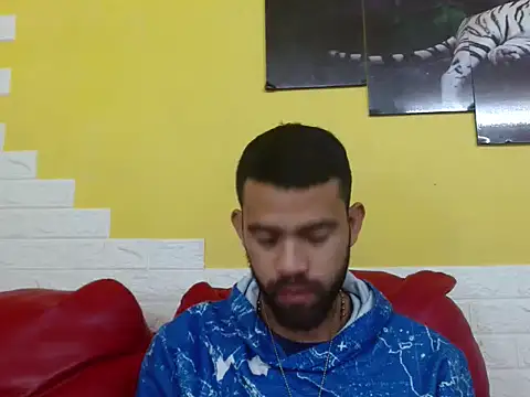 Snapshot of chacorta_ chatting on 03/19/26, 01:04 chacorta online show from 03/19/26, 01:04