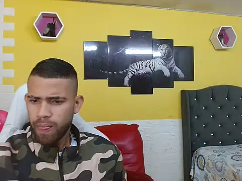 Snapshot of chacorta_ chatting on 03/30/26, 12:17 chacorta online show from 03/30/26, 12:17