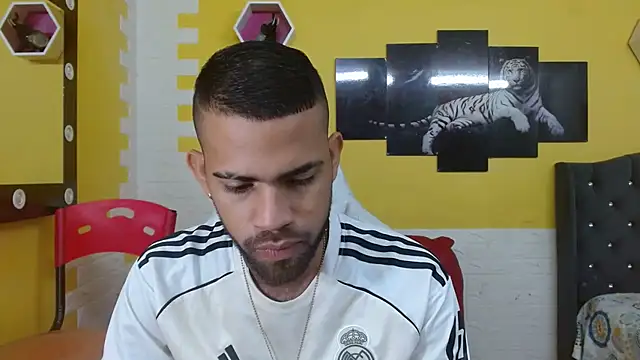 Snapshot of chacorta_ chatting on 03/31/26, 01:00 chacorta online show from 03/31/26, 01:00