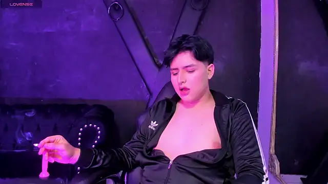 Snapshot of noahWolff_ chatting on 02/05/26, 05:12 noahWolff online show from 02/05/26, 05:12