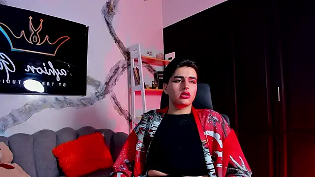 Snapshot of noahWolff_ chatting on 02/16/26, 05:25 noahWolff online show from 02/16/26, 05:25