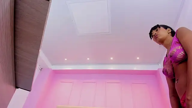 Snapshot of IRINA_PALVIN chatting on 02/06/26, 01:25 IRINA PALVIN online show from 02/06/26, 01:25