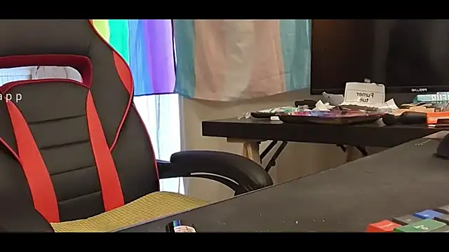 Snapshot of LovelyMeli chatting on 02/18/26, 02:35 LovelyMeli online show from 02/18/26, 02:35