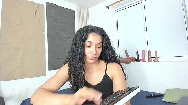 Snapshot of marian_rios chatting on 03/07/26, 11:07 marian rios online show from 03/07/26, 11:07