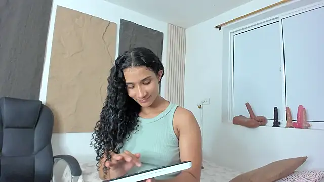 Snapshot of marian_rios chatting on 04/05/26, 11:07 marian rios online show from 04/05/26, 11:07