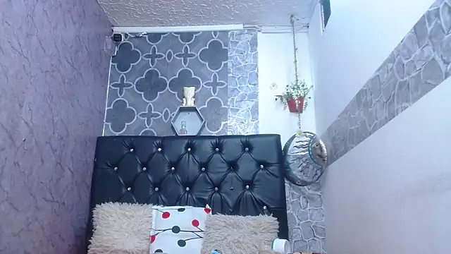 sexyboys cutexx18 online show from 04/20/26, 07:44