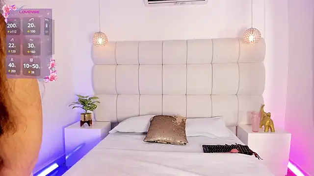 Snapshot of Dakota_Hills chatting on 02/25/26, 07:34 Dakota Hills online show from 02/25/26, 07:34