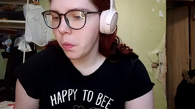 VannessaDillenbeck online show from 02/25/26, 06:12