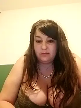 Snapshot of alexandrafrancaise0000 chatting on 02/14/26, 09:33 alexandrafrancaise0000 online show from 02/14/26, 09:33