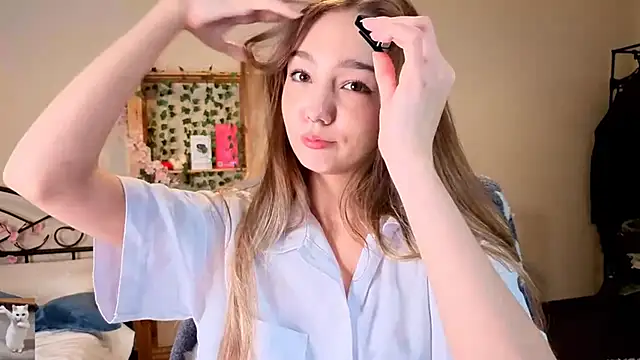 HoneyComfy online show from 04/08/26, 02:17