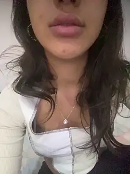 Nour-Lina online show from 02/02/26, 12:48