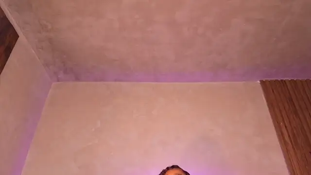 mollyjackson  online show from 06/29/26, 10:10
