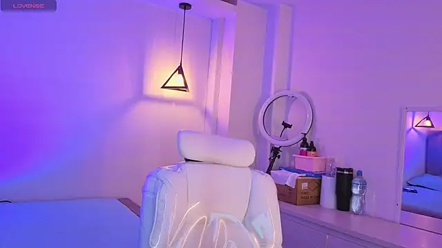 Sweet bellaa  online show from 05/16/26, 10:36