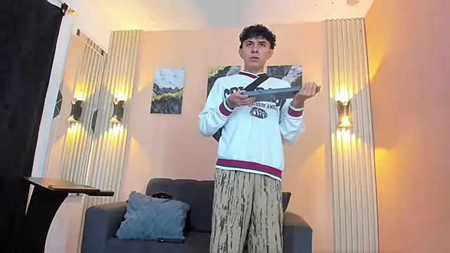 DesiresOfOlympus  online show from 03/30/26, 07:15