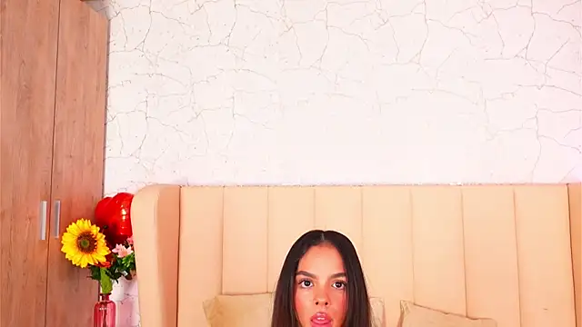 Snapshot of BambiRoses chatting on 02/22/26, 05:08 BambiRoses online show from 02/22/26, 05:08