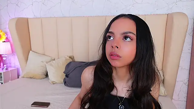 BambiRoses online show from 04/07/26, 07:09