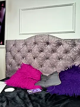 Snapshot of violetmist chatting on 02/06/26, 01:32 violetmist online show from 02/06/26, 01:32