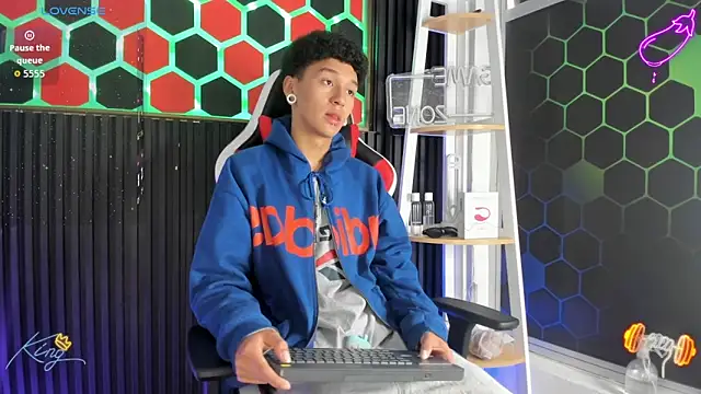 David Banks  online show from 04/06/26, 12:28