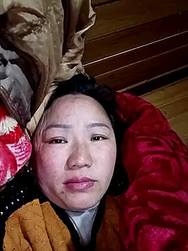 quynhbupbe11 online show from 02/02/26, 12:37