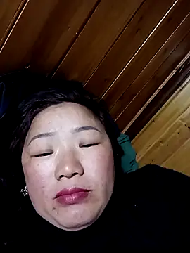 quynhbupbe11 online show from 02/08/26, 12:19