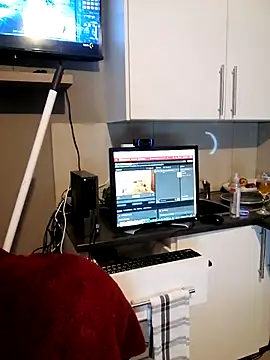 Snapshot of LADY-NESH chatting on 04/07/26, 04:29 LADY-NESH online show from 04/07/26, 04:29