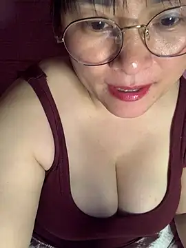 Snapshot of Star-sweet01 chatting on 02/15/26, 05:59 Star-sweet01 online show from 02/15/26, 05:59