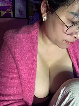 Snapshot of Star-sweet01 chatting on 02/20/26, 02:08 Star-sweet01 online show from 02/20/26, 02:08