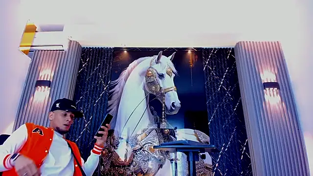 Snapshot of the_knights_of_the_night chatting on 02/08/26, 03:21 the knights of the night online show from 02/08/26, 03:21