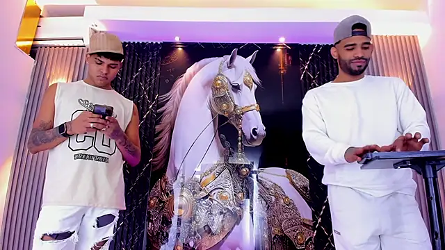 Snapshot of the_knights_of_the_night chatting on 02/13/26, 04:30 the knights of the night online show from 02/13/26, 04:30