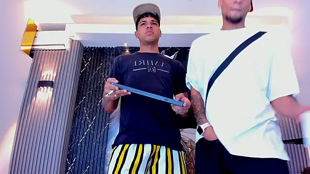 Snapshot of the_knights_of_the_night chatting on 02/19/26, 04:08 the knights of the night online show from 02/19/26, 04:08