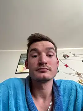 Snapshot of Netflixundcock chatting on 02/16/26, 08:54 Netflixundcock online show from 02/16/26, 08:54