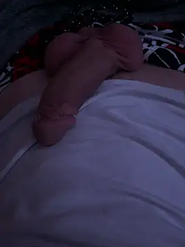 Snapshot of Netflixundcock chatting on 02/17/26, 11:22 Netflixundcock online show from 02/17/26, 11:22