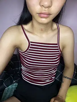 Snapshot of siting00 chatting on 02/25/26, 01:15 siting00 online show from 02/25/26, 01:15