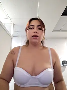 Snapshot of gissgirlll chatting on 02/12/26, 06:08 gissgirlll online show from 02/12/26, 06:08