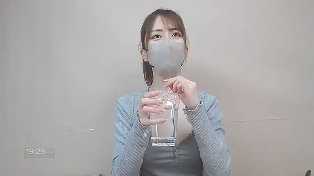 Piko crystal online show from 04/12/26, 10:31