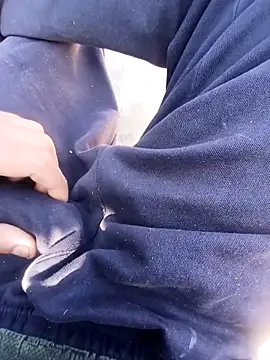 Snapshot of Sharmasamba chatting on 02/12/26, 07:47 Sharmasamba online show from 02/12/26, 07:47