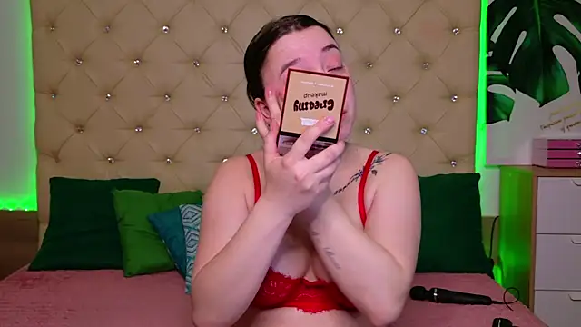 AwaMax online show from 03/25/26, 05:46