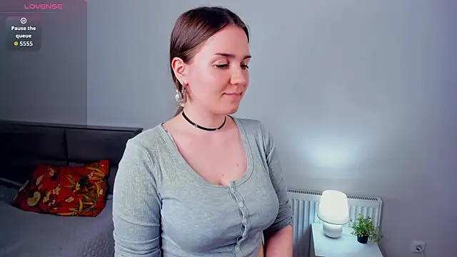 CrissyKales online show from 04/07/26, 06:08