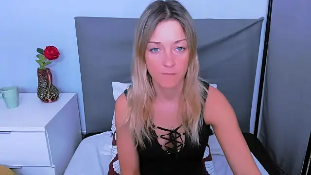 MileyXStar online show from 04/06/26, 05:19