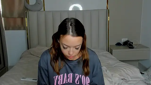 stellaa quenn online show from 04/04/26, 12:09