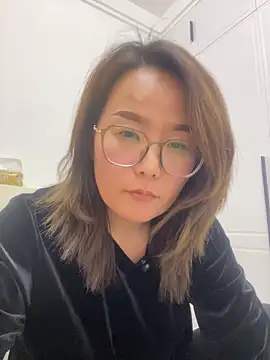 Snapshot of Youyou_12 chatting on 02/27/26, 10:37 Youyou 12 online show from 02/27/26, 10:37