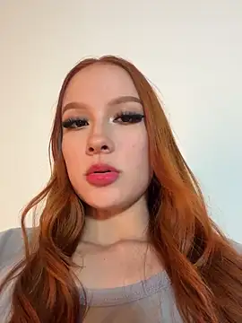 Snapshot of Sophie_K chatting on 06/04/26, 12:38 Sophie K online show from 06/04/26, 12:38